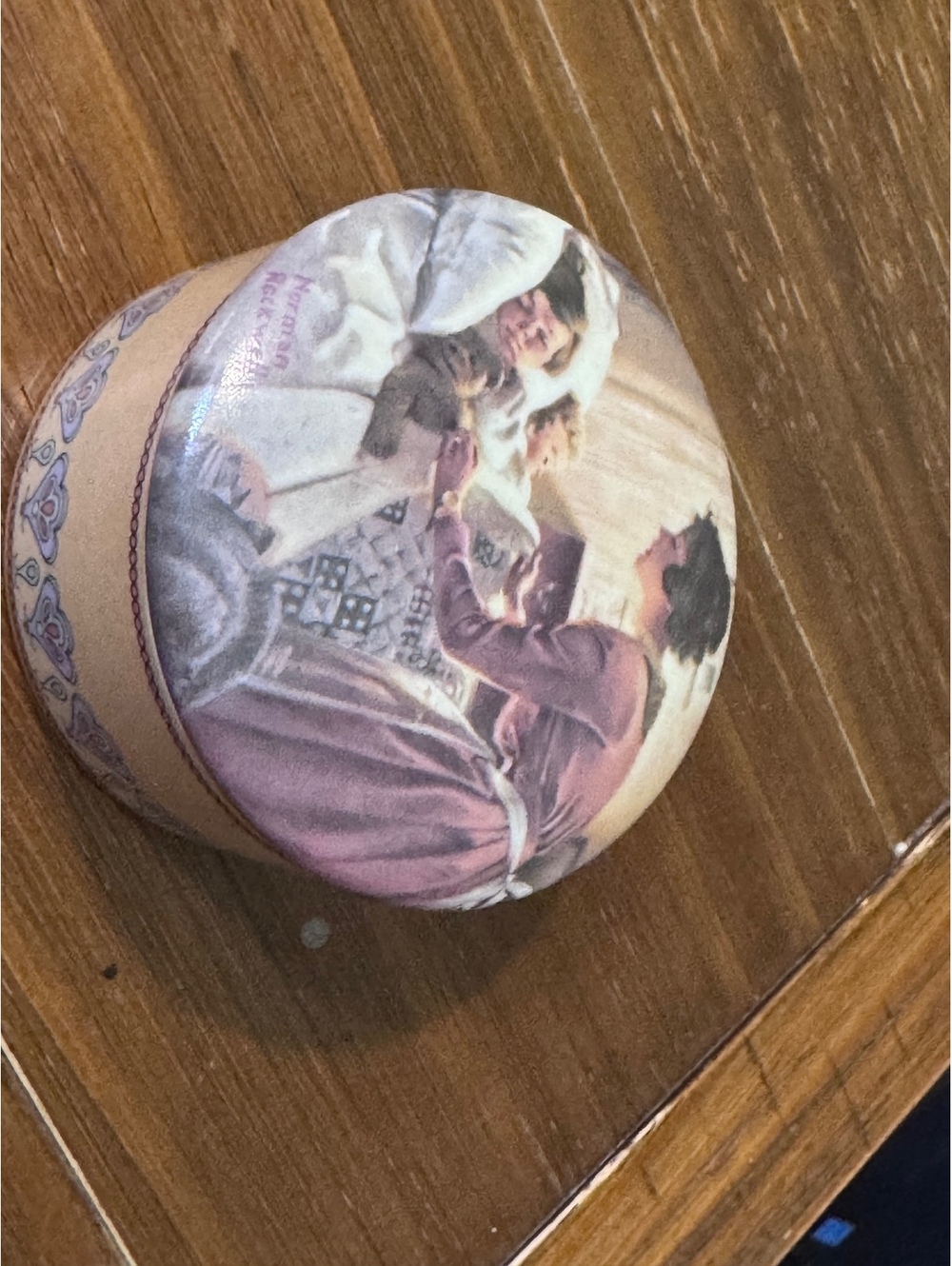 Norman Rockwell A Mother’s Lullaby Knowles Porcelain Music Box Brahms 3947A